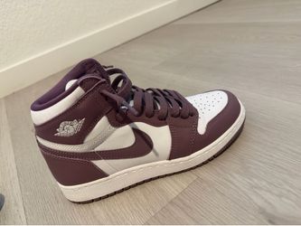 Women’s Air Jordan  1s