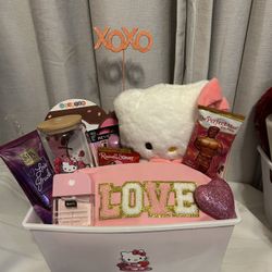 Hello Kitty Valentines Day Gift Basket