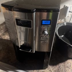 ☕ Cuisinart Coffee Maker