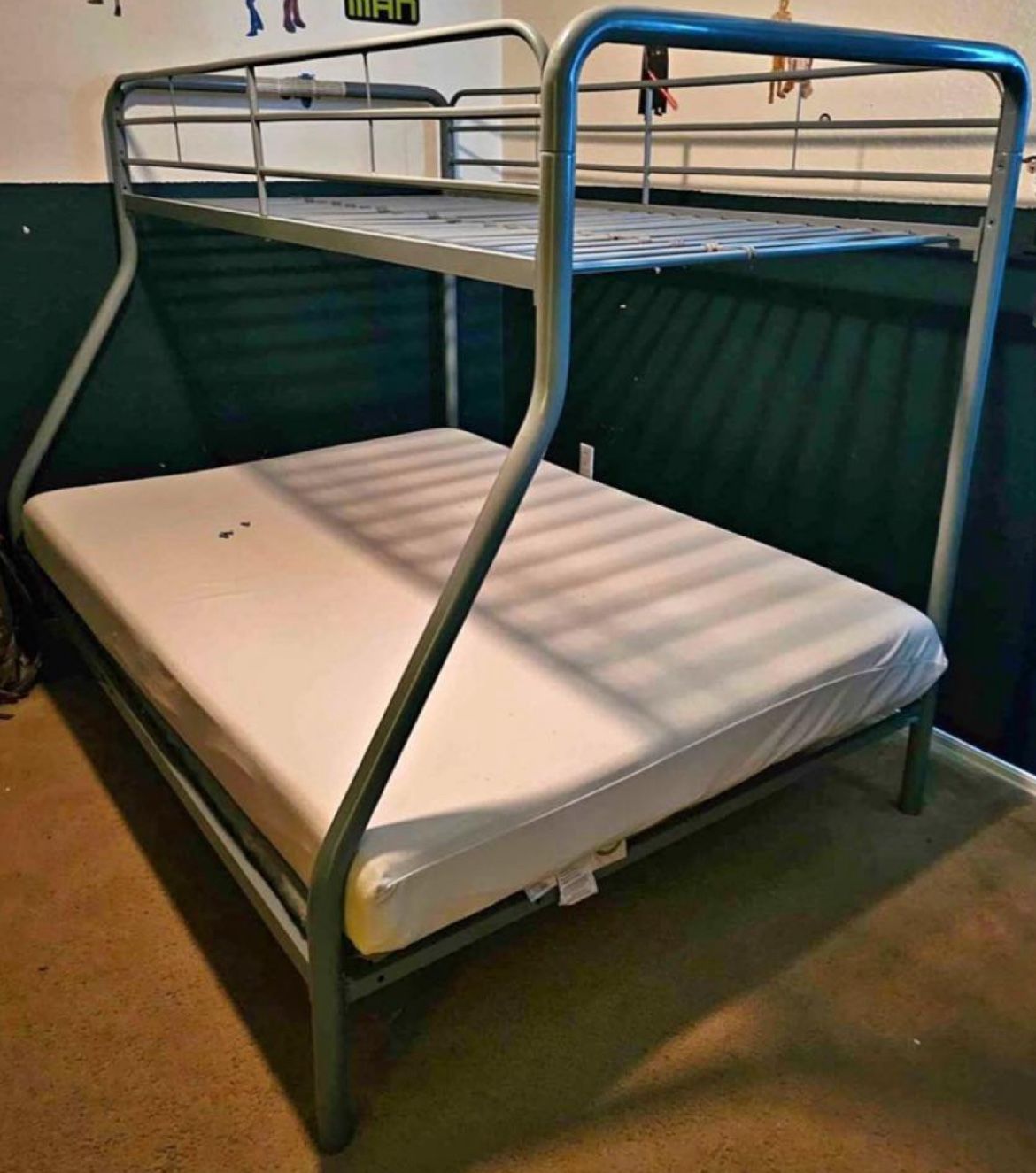 Bunk Bed 