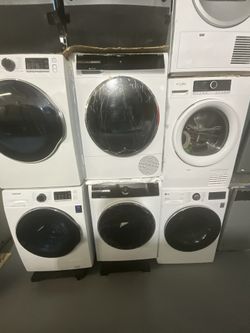 Bosch Compact Washer & Heat Pump Dryer Set – Open Box