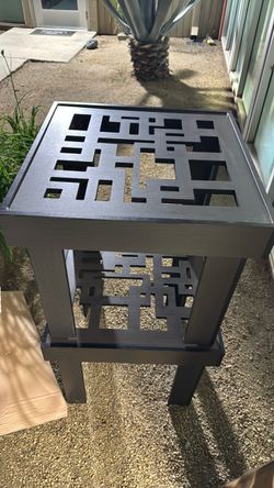2 SIDE TABLE