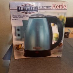 Brand new Americana Electric Kettle