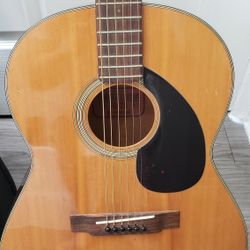 Yamaha Guitar Red Label Made In Japan