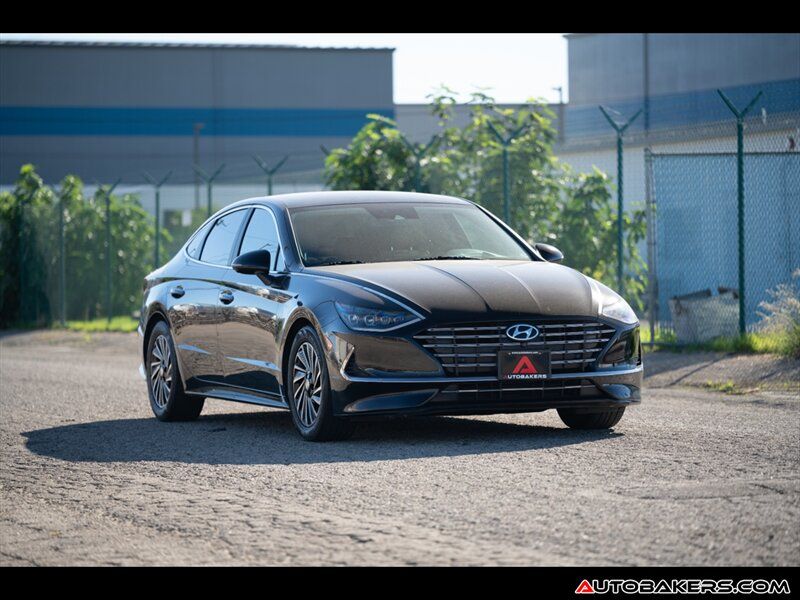 2021 Hyundai SONATA Hybrid Limited