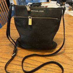 Michael Kors Black Leather Crossbody Purse Some Wear On Strap  