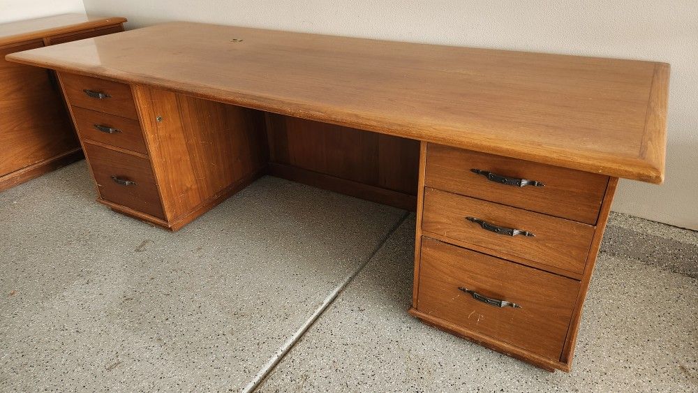 Office Desk with matching Credenza Desk