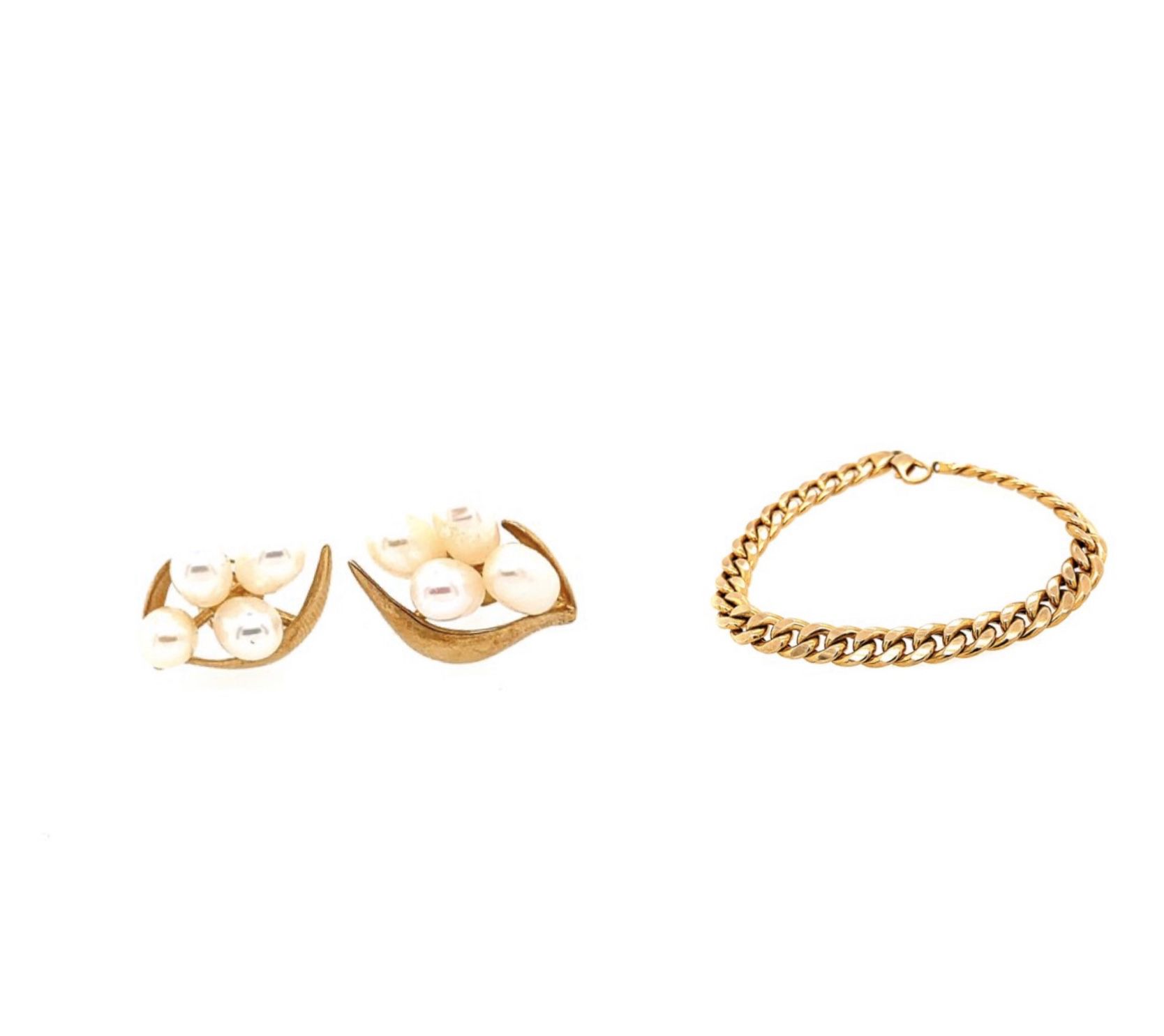 14k Cuban Link Bracelet and 14k Pearl Earrings