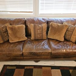 Full Large Extremely Comfortable Living Room Suit