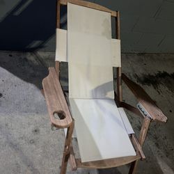 Reclining Outdoor Pool Chairs total Of $6 