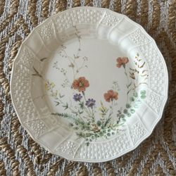 Beautiful Floral Plate 