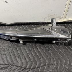 2017-2019 LEXUS IS250 IS350 FRONT RIGHT PASSENGER FOG LIGHT HALOGEN OEM
