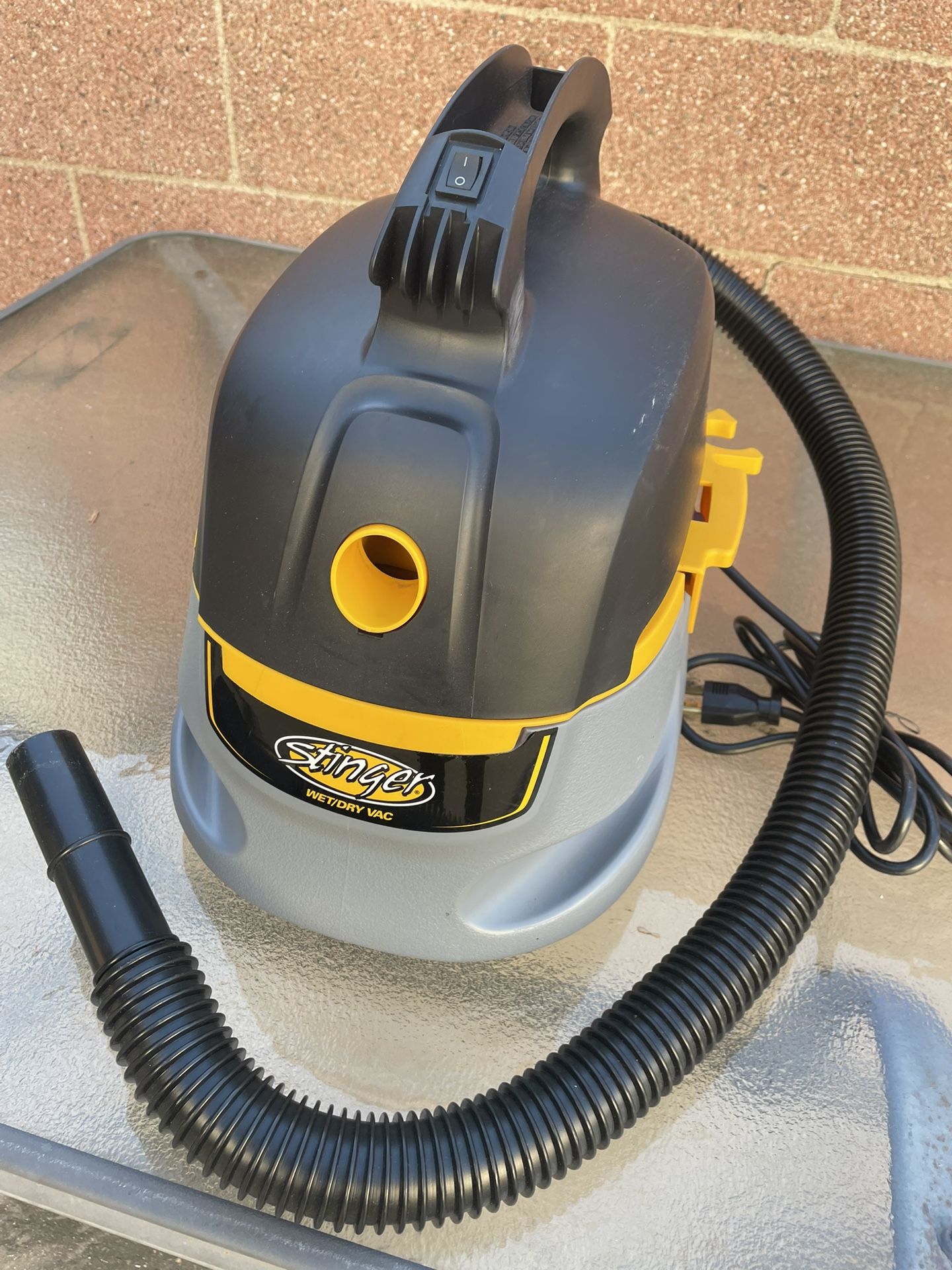 Wet Dry Vacuum 