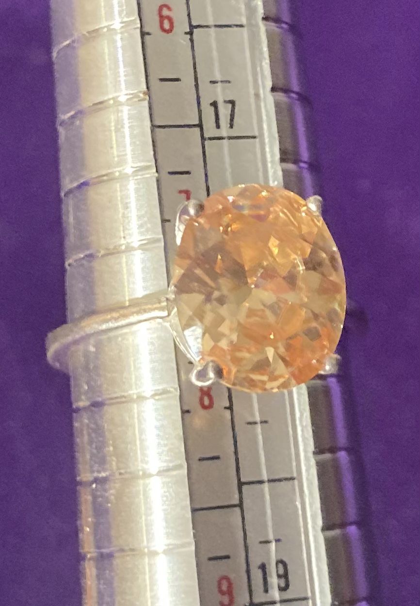 Sterling Silver Ring Size 7 1/2 Orange