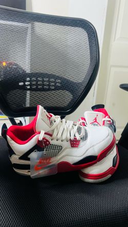 Air Jordan 4 Retro OG 'Fire Red' 2020 size 9.5