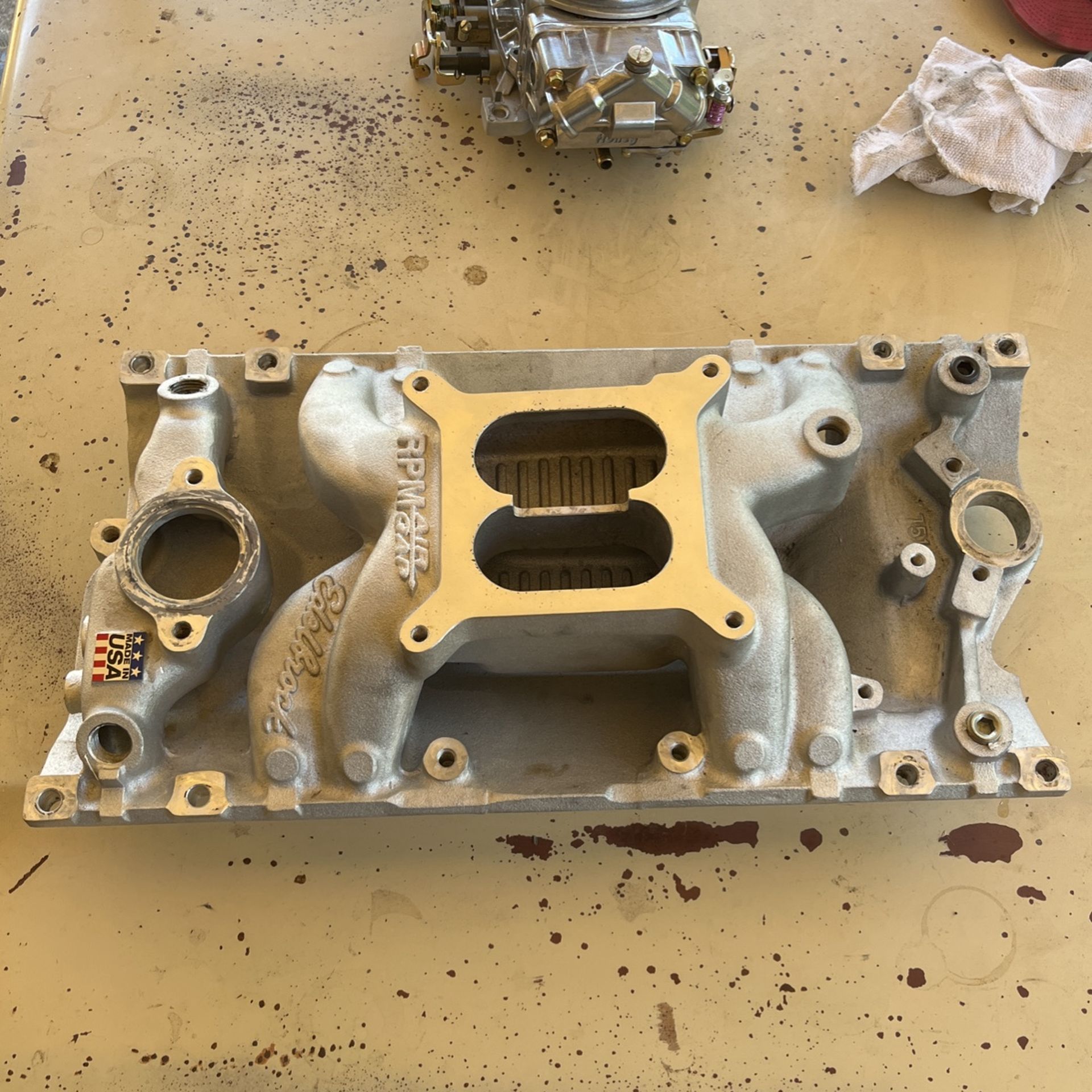 Edelbrock RPM Air Gap Intake 