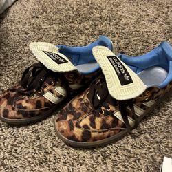 “Cheetah” adidas
