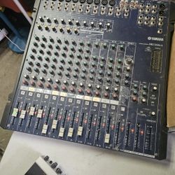 Yamaha MG166C 16-Channel Stereo Mixer


