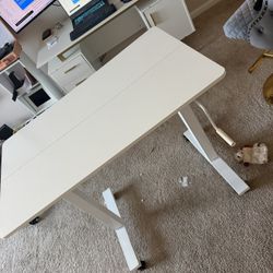 Hand crank desk 