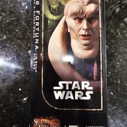 SideShow Collectibles Fortuna 1:6 Scale Figure