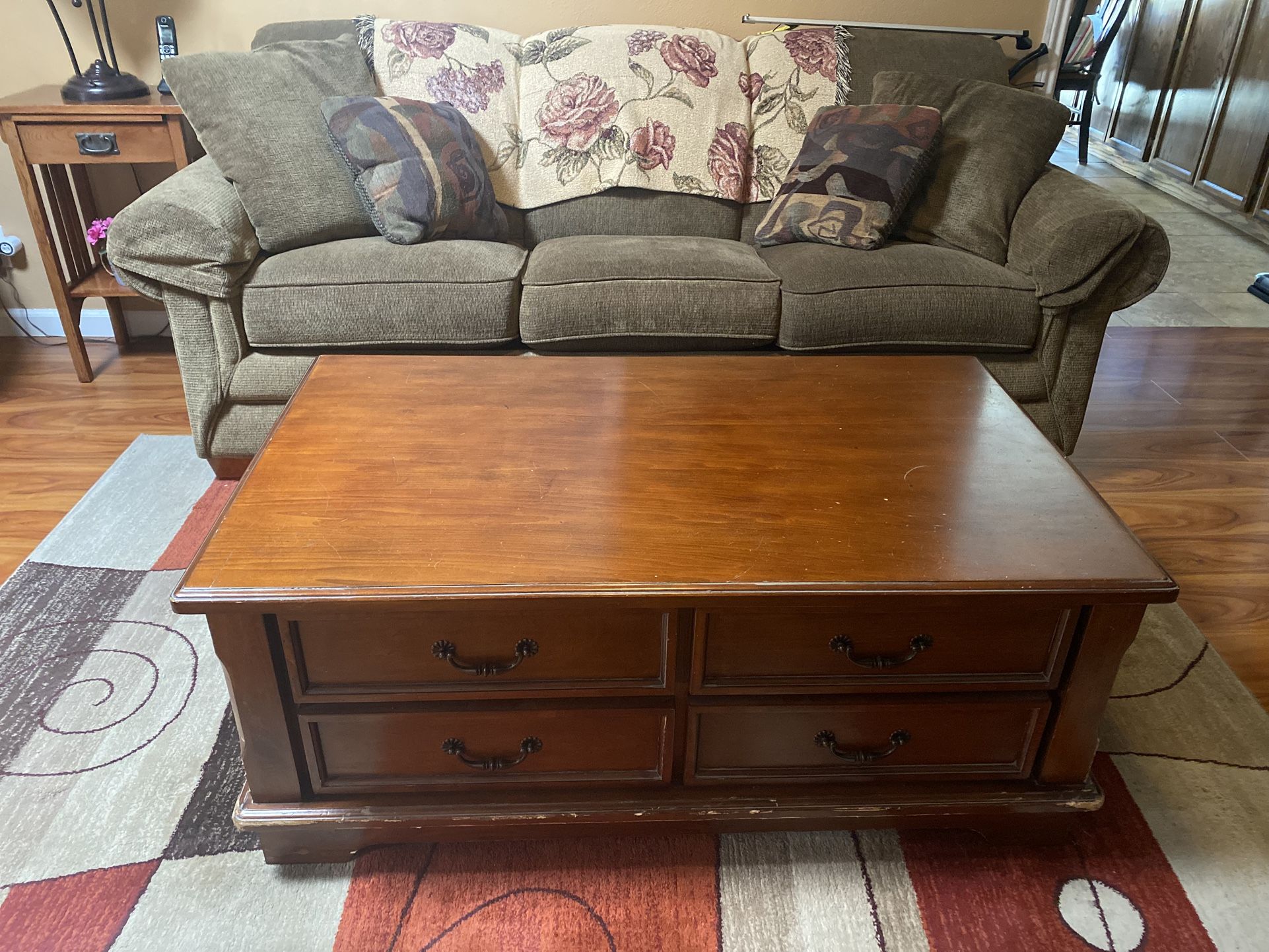 Three piece Living Room Set