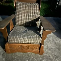 Free vintage sofa Chair 