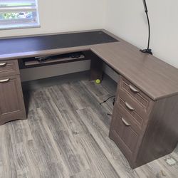 Office Desk 