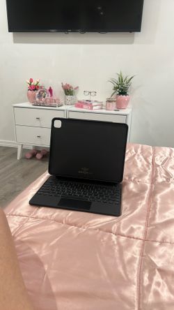 Black iPad Cover 
