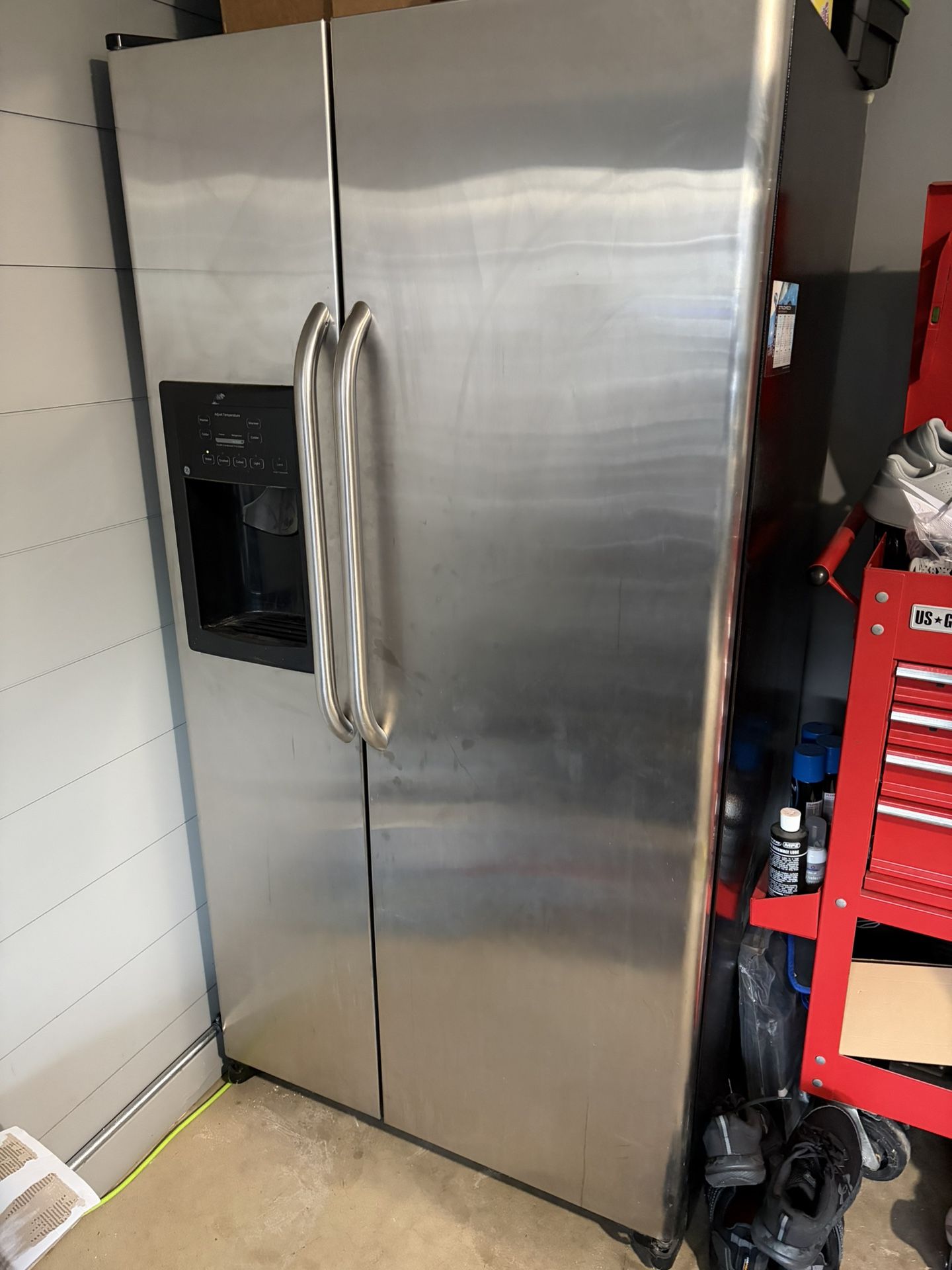 GE Refrigerator 