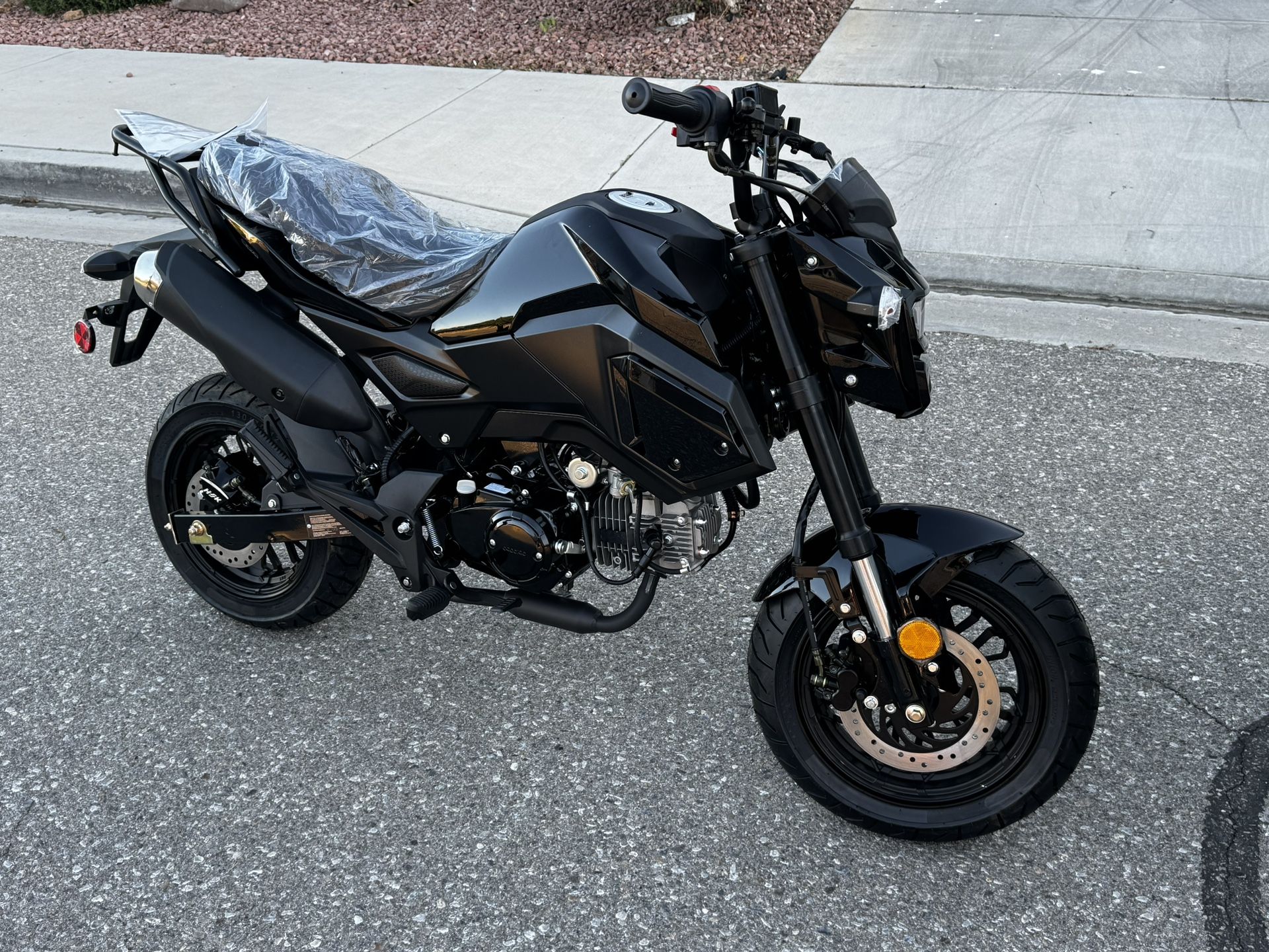 vader grom clone