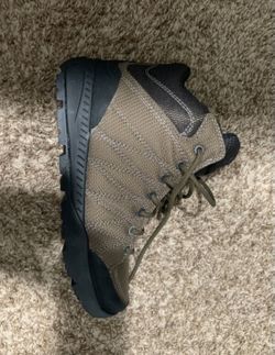 Brand new boots- Danner
