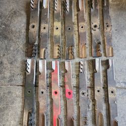 *** 14 SETS OF LAWNMOWER BLADES ***
