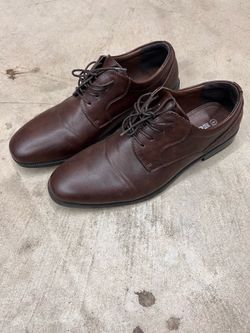 Dress shoes size 9