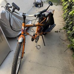 Yuba MUNDO Electric Cargo Bike