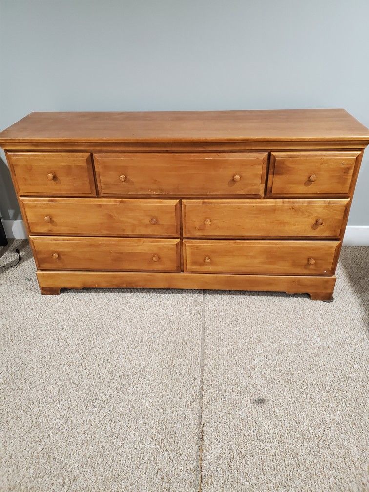 Free Dresser 