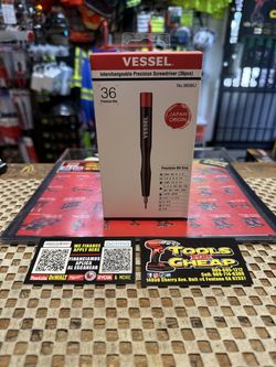 VESSEL 36pc. Bits w/ Interchangeable Precision Screwdriver
