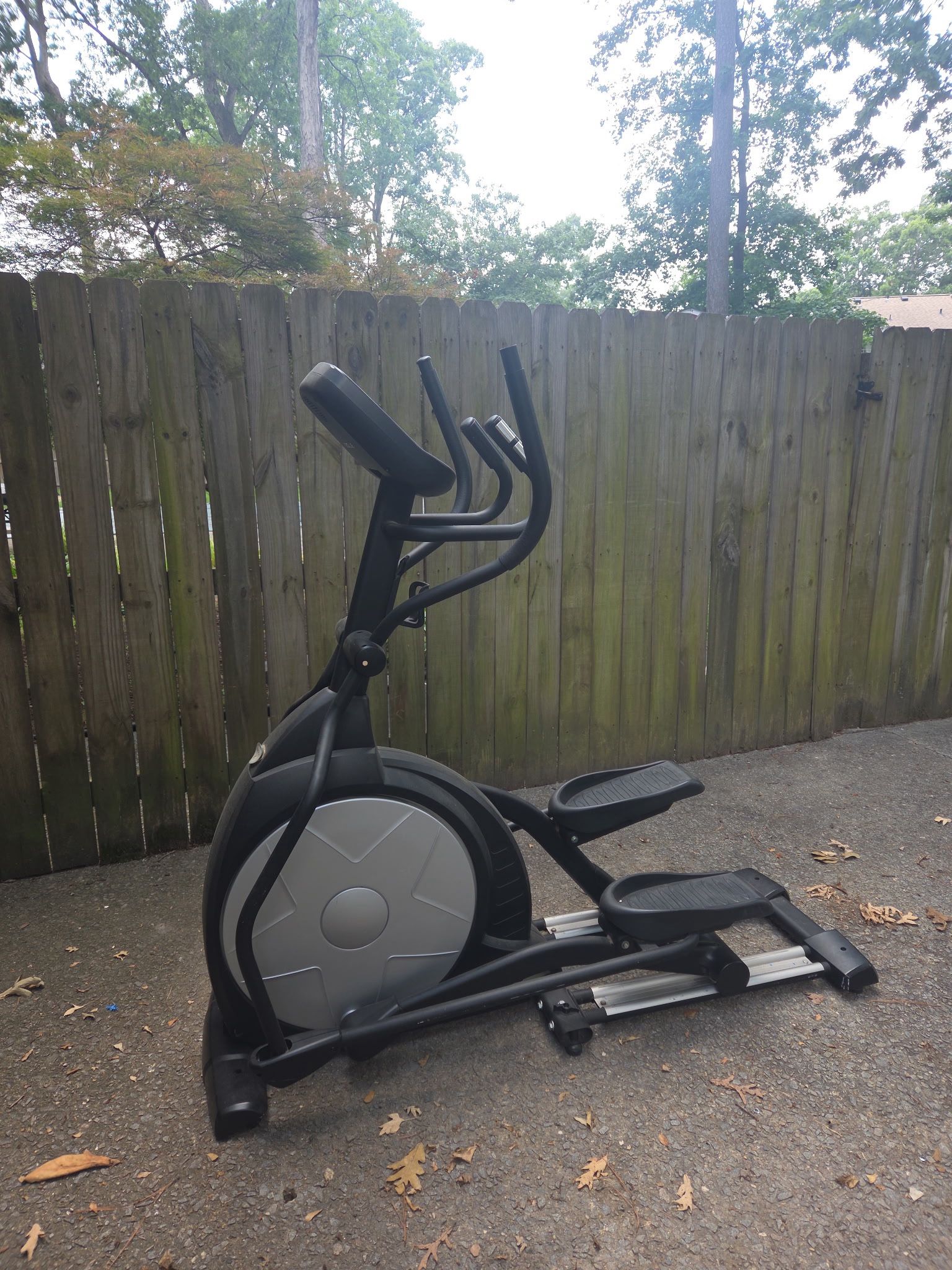 SOLE E25 Elliptical Great Condition