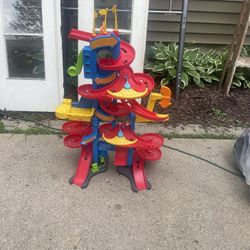 Fischer Price Toy Car Tree Track $5
