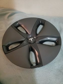 Tesla Wheel Covers Original Set Of 4 In New Condition
