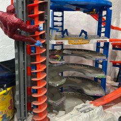 Hot Wheel Ultimate Garage