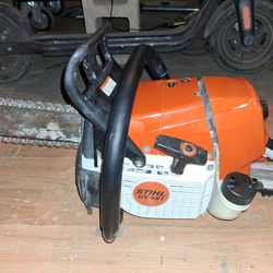 Concrete chain saw