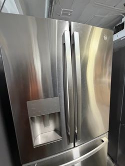 GE Stainless Steel French Door Refrigerator