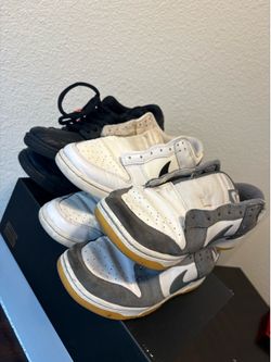 NIKE DUNKS