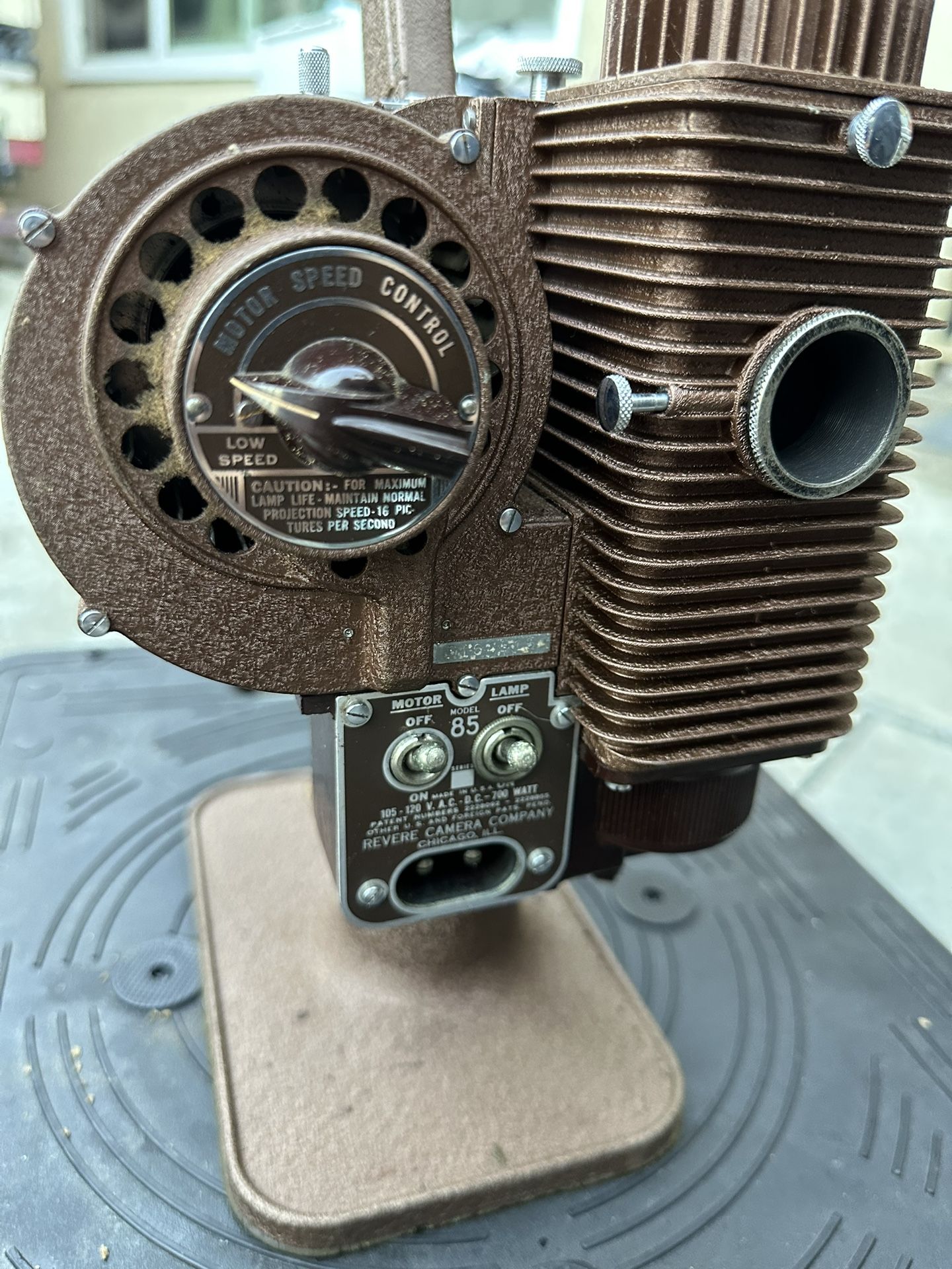 Revere 8mm Film Projector with Case – Vintage Model (circa 1940s–1950s)