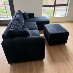 💥Black Sectional With Free Ottoman (happy Customers)