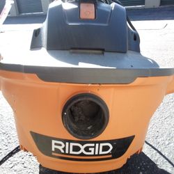 ridgid 6 Gal  wet/dry shop vacuum