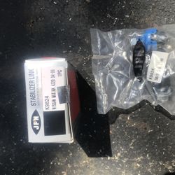 93–01 Nissan Altima (FOR PARTS ONLY)