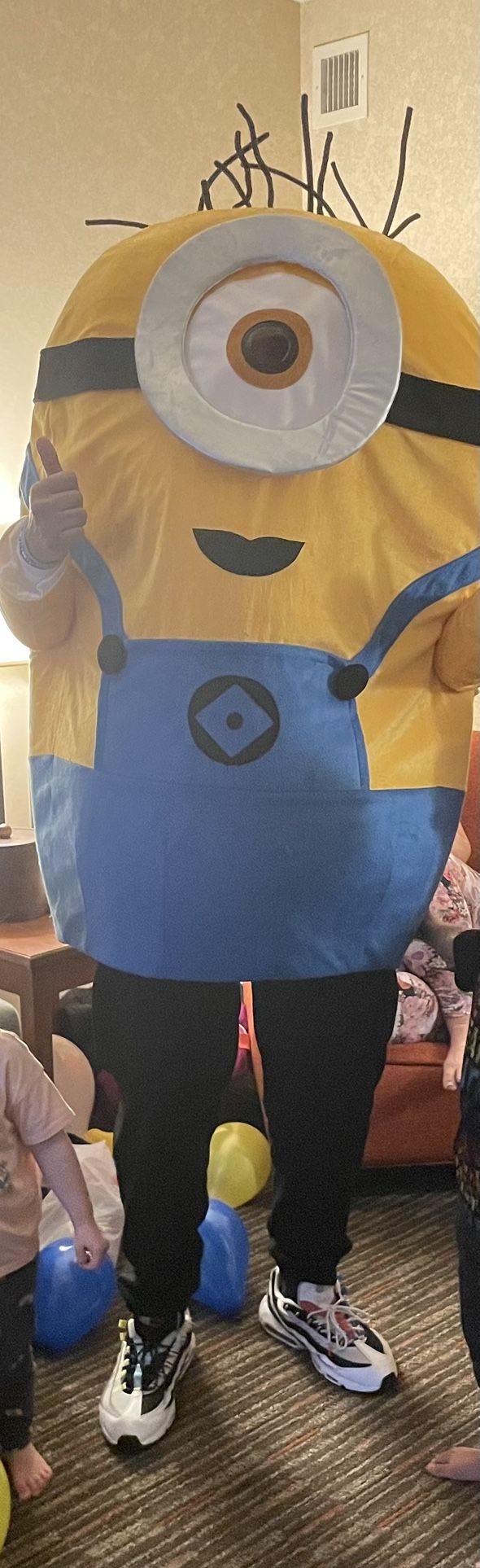 Minion Mascott