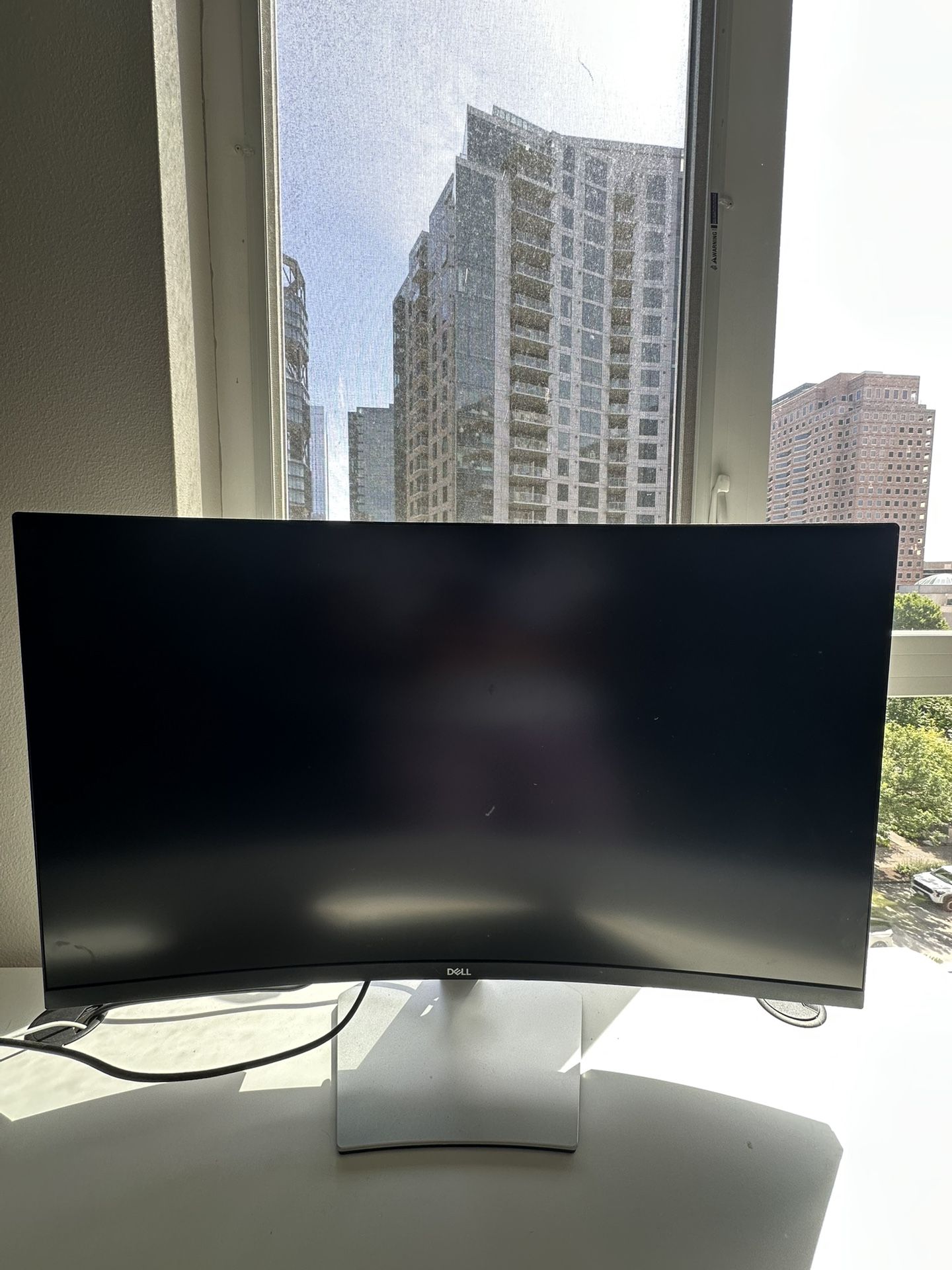 Dell 32’’ Monitor