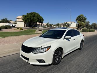 Nissan Altima SL!! fully loaded!! drives great//clean title!